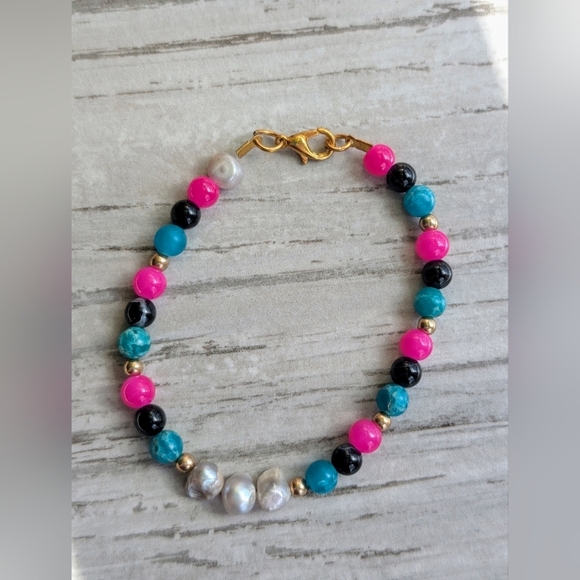 Hand Crafted Jewelry - 🄷🄰🄽🄳🄼🄰🄳🄴 🄼🅄🄻🅃🄸🄲🄾🄻🄾🅁 🄿🄴🄰🅁🄻 🄱🄴🄰🄳🄴🄳 🄱🅁🄰🄲🄴🄻🄴🅃